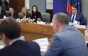 тристранката хареса варианта бюджет 2024 асен василев