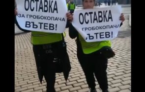 пик земеделците бесни властта разляха мляко прозорците денков живо