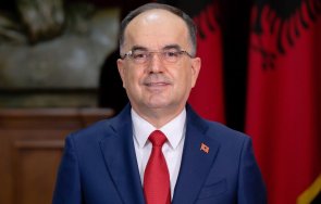 президентът албания официално посещение нас