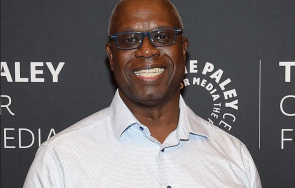 почина актьорът закон ред хаус андре броър