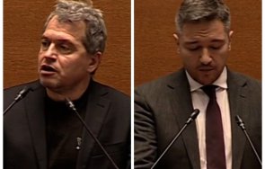 пик пълен абсурд парламентът заседава закрито три заседание живо