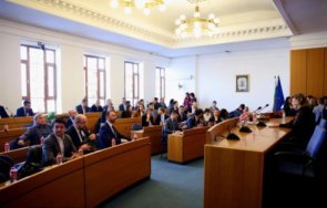 живо столичният общински съвет остава блокада изберат председател