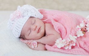 момиченце първото бебе 2024 родено софия