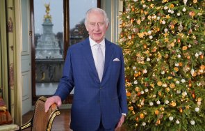 крал чарлз iii отличи орден две британки основали училище българия