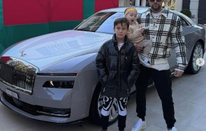 филип плейн изплака останаха сълзи месечното бебе тежко състояние болница