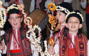 сурвакането сурвакницата имат магическа сила