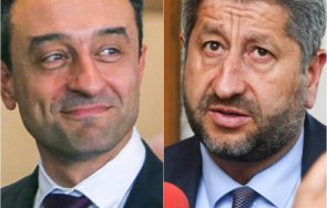 мълния пик сглобката спазари шефските кресла росен желязков бос кзк деси атанасов чолаков христо иванов еврокомисар лорер