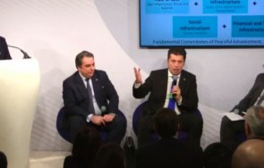 кирил петков давос русия разконцентрирана балканите растат