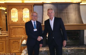 тони блеър съветва българия борбата скорупцията приложенията изкуствения интелект