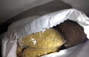 разбиха банда пласиране контрабанден тютюн снимки