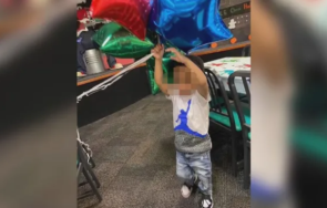 изрод годишно дете аутизъм пребито смърт баща