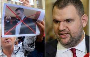 калина андролова върховната наглост пеевски критична държавата