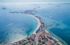 трагедия безжизненото тяло годишния иво петров открито дневно издирване испания