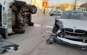 патрулка разби зрелищна катастрофа свиленград снимки