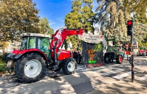 протестите френските фермери насочат париж видео