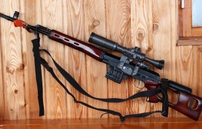 нелепо баща простреля сина опитвайки събуди