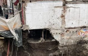 прокуратурата подхвана скандалния строеж капана подкопал къща