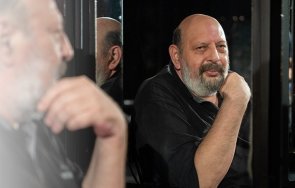 тъжна вест почина режисьорът директор бургаския театър борислав чакринов