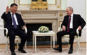 китайският президент путин противопоставим чуждестранна намеса