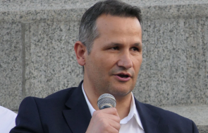 христанов вътев дължи обяснение губи време решават проблемите