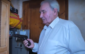 стоян кушлев показа личното оръжие проговори марто нотариуса