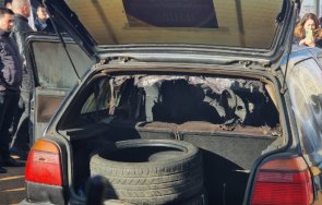 запалиха кола протеста организиран възраждане снимки