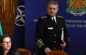 Началникът на отбраната адмирал Емил Ефтимов е на среща на върха в НАТО