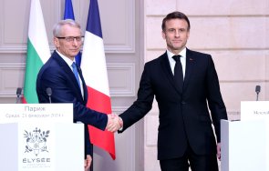 макрон потупа денков рамото помощта украйна