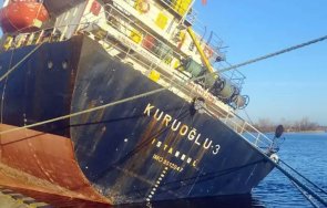 ракети поразиха турски товарен кораб пристанището херсон