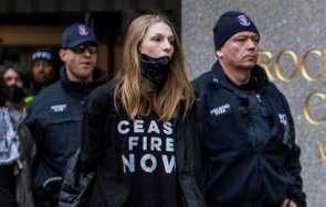 Арестуваха актриса от сериала Еуфория заради пропалестинска демонстрация