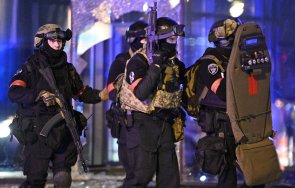адът москва вече жертвите стрелбата крокус концертната зала гори един терористите задържан видео