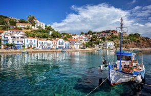 каква причината дълголетието жителите гръцкия остров икария