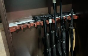 разбиха мрежа разпространение оръжия снимки