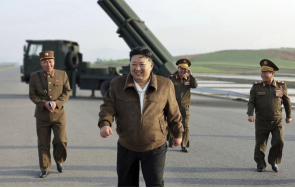 северна корея изстреля ракети малък обсег