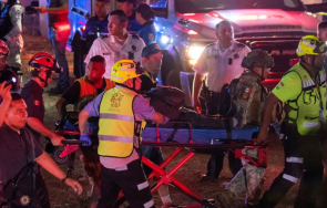 ужасяващ инцидент жертви десетки ранени срутване сцена концерт видео