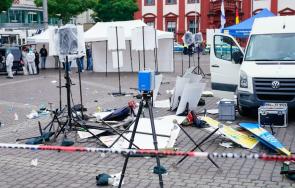 второ нападение нож крайнодесен германски политик манхайм