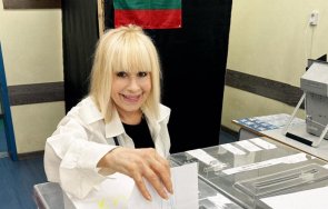 лили иванова гласува тръгна бяла роза