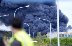 пожар товарната зона летището брюксел снимки