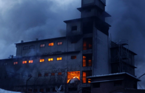 взрив пламна полски оръжеен завод загинал