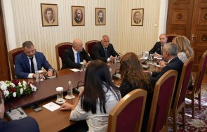 първо пик изненадващо борисов отсвири каките лично пристигна дондуков консултации радев положим усилия чувам заклинания велик снимки обновена