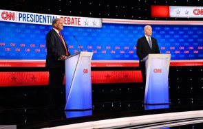 паника щатите демократите хванаха главата дебата байдън тръмп