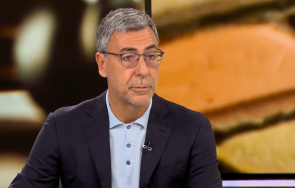 жълтите павета станаха зелени