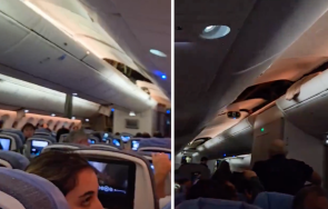самолет кацна аварийно бразилия турбуленция бяха ранени хора