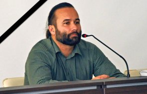 тъжна вест внезапно почина известен бургаски психолог