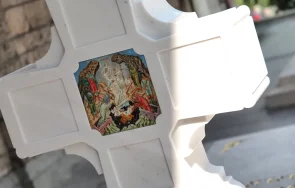 потрес поругаха отново гроба патриарх неофит