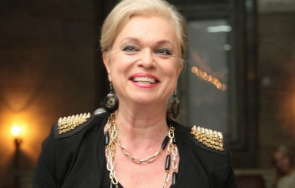 пик ретро дъщерята искра радева прекали силикона снимка