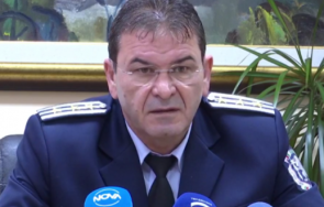 главчев взе главата шефа автомобилна администрация заради техническите прегледи