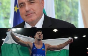 борисов емоционален поздрав златния медалист новиков