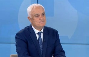 военният министър даваме киев излишно имущество българската армия