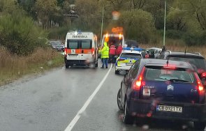 тапа катастрофа блокира движението петрохан снимки